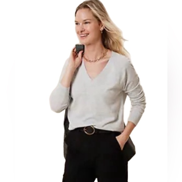 Banana Republic Factory Forever Sweater - Picture 2 of 5